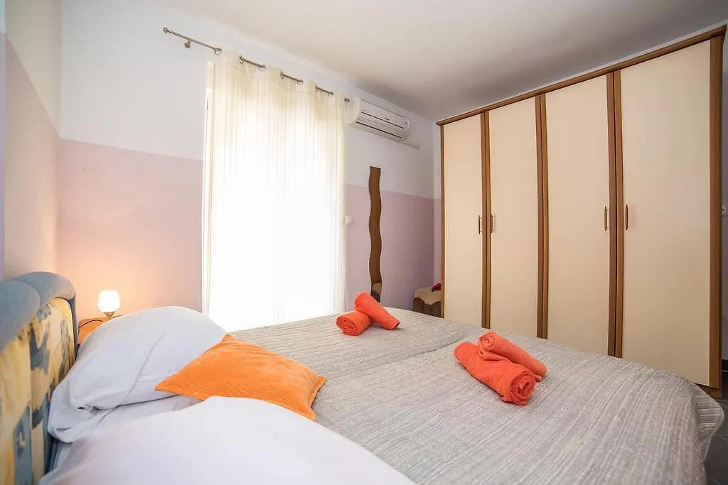 Apartments Saldun 트로기르