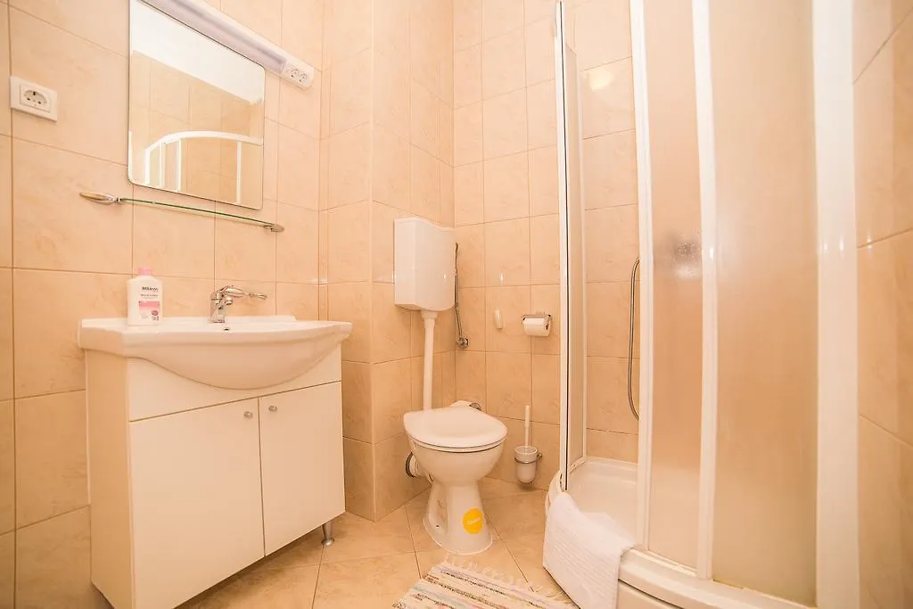 Apartments Saldun 트로기르 0*,